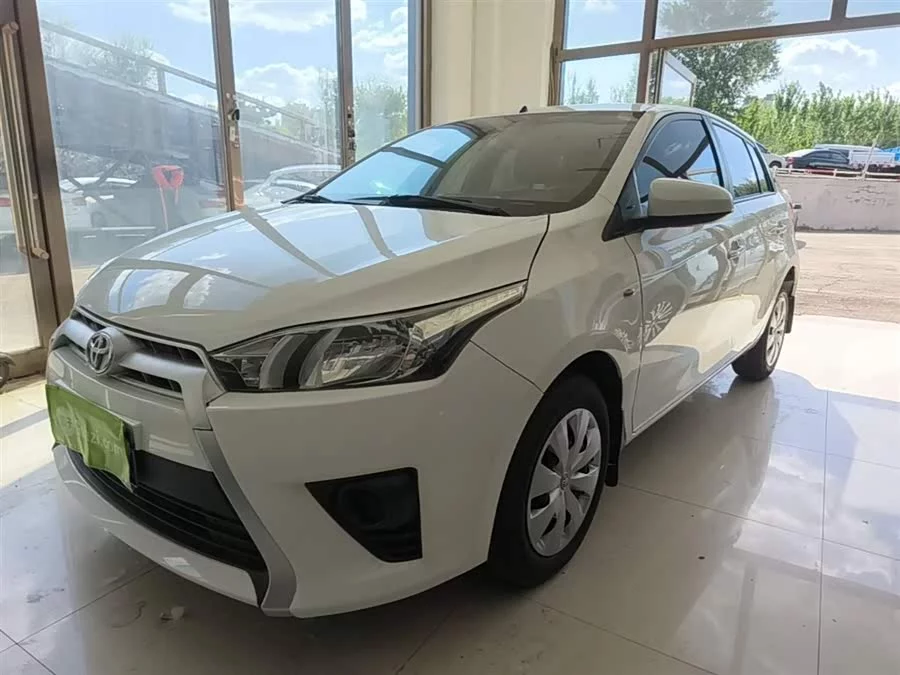 Toyota YARiS L