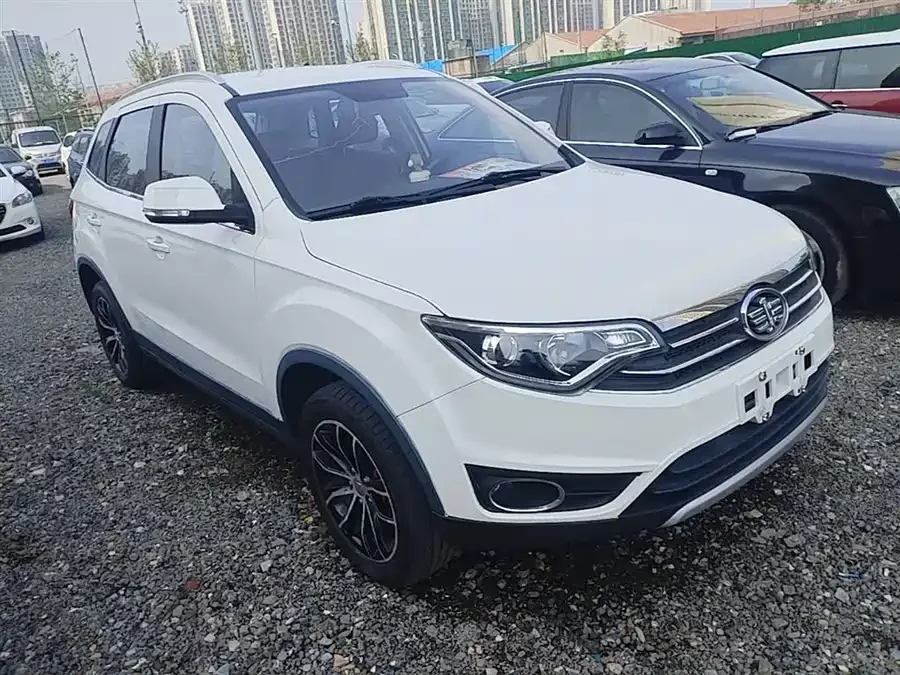 FAW Senya R7