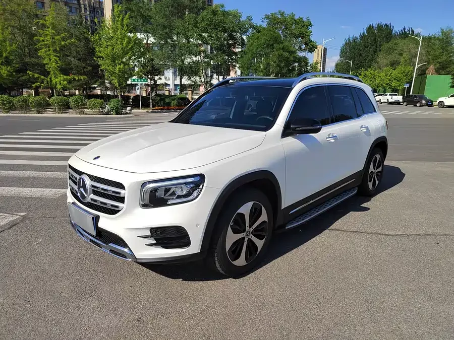Mercedes Benz GLB