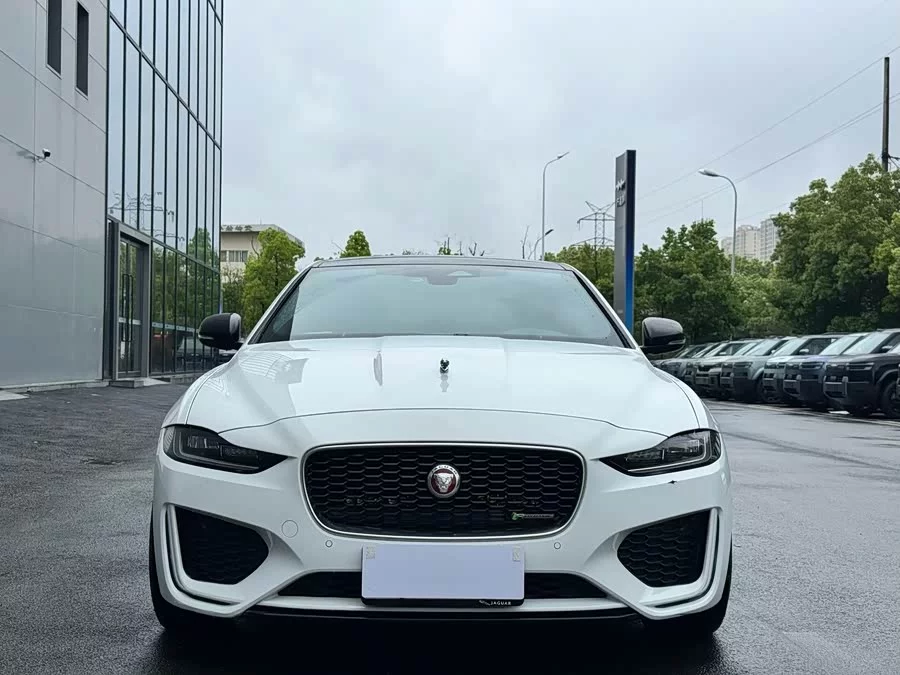 Jaguar XEL