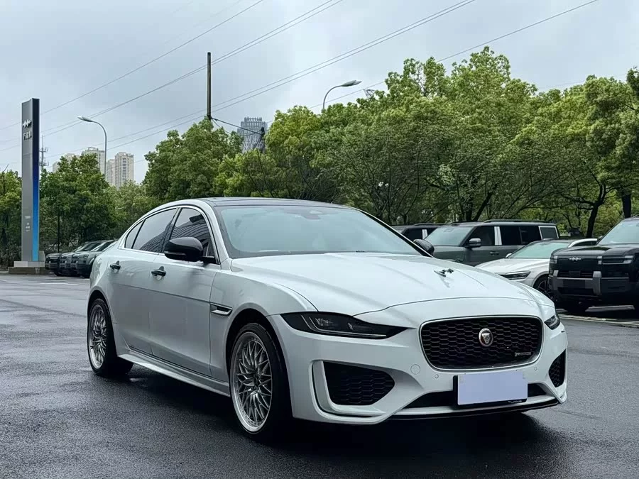 Jaguar XEL