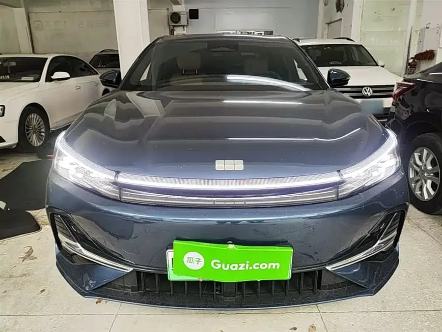 Geely Galaxy A7 EM