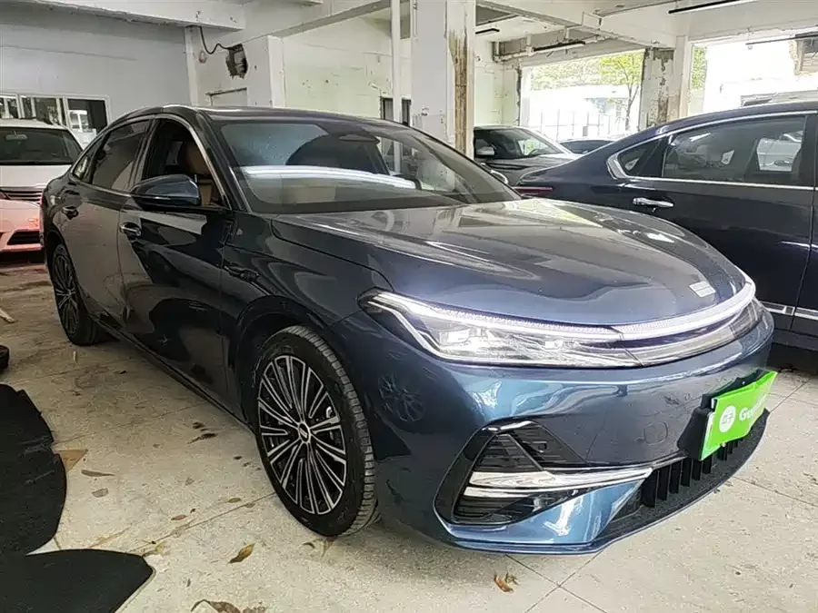 Geely Galaxy A7 EM