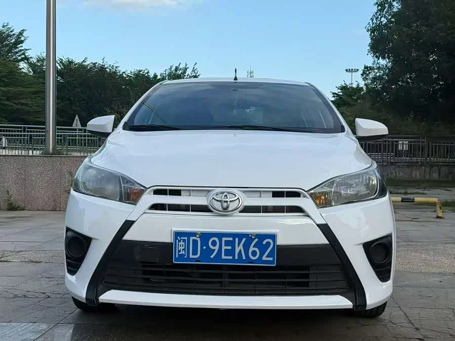 Toyota YARiS L