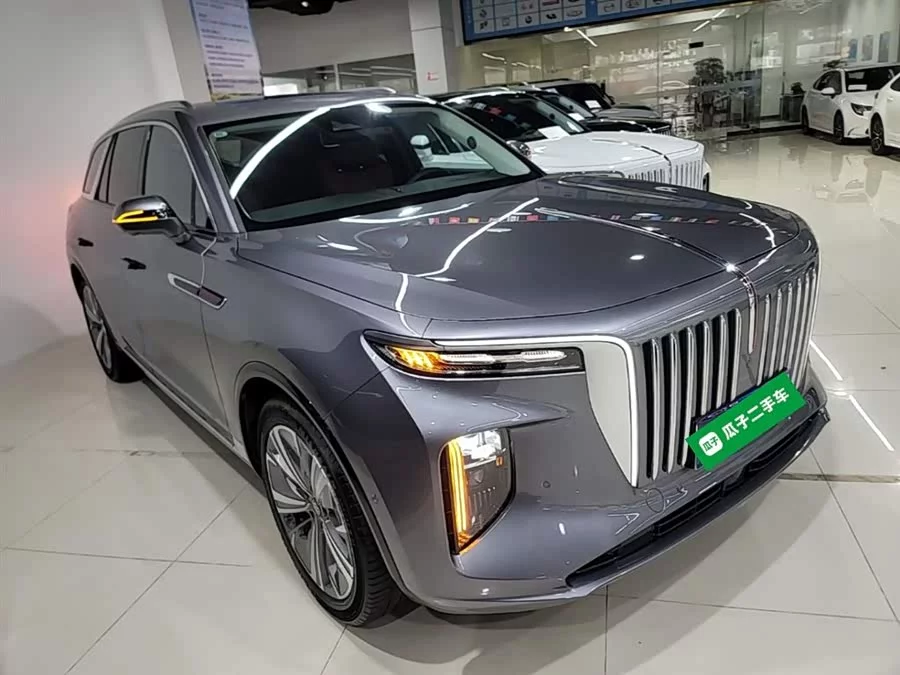 Hongqi E-HS9