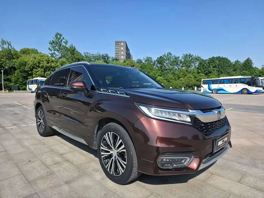 Honda Crown Road