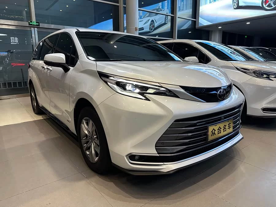 Toyota SIENNA