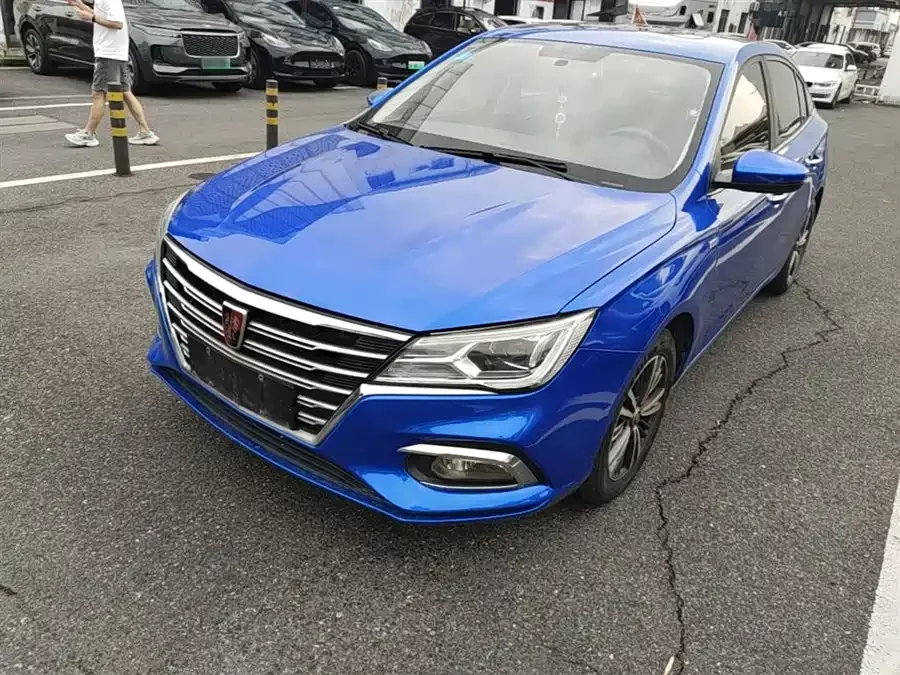 Roewe i5