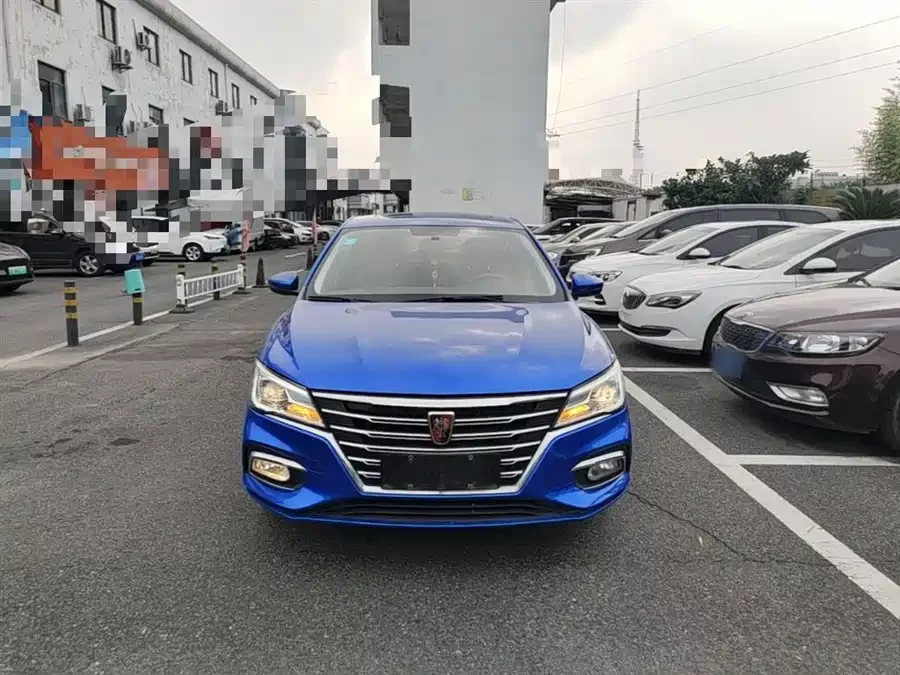 Roewe i5
