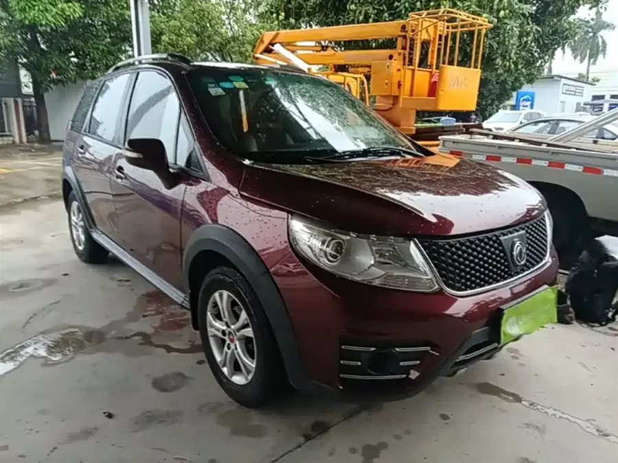 Dongfeng Jingyi X3