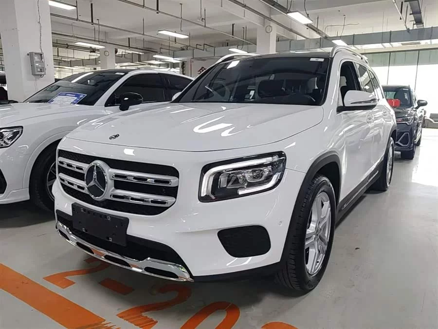 Mercedes Benz GLB