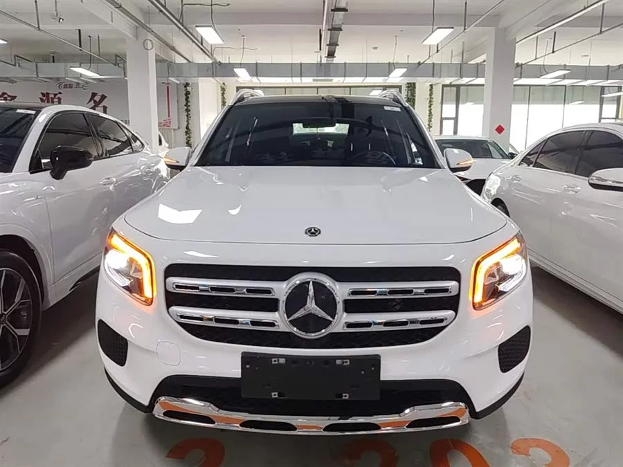 Mercedes Benz GLB