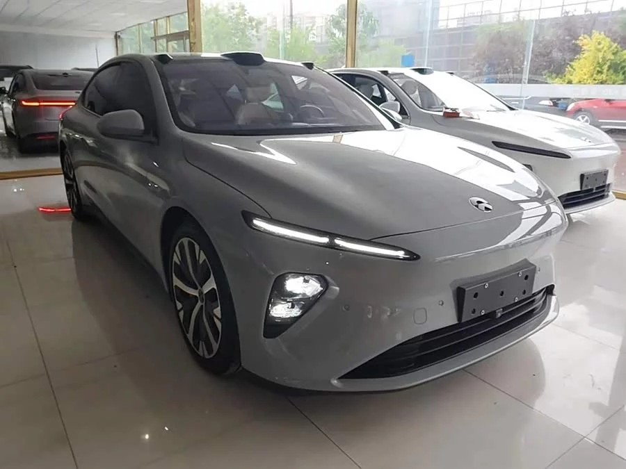 NIO ET7