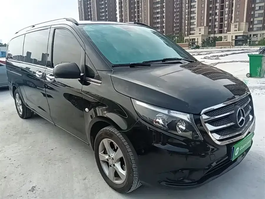 Mercedes Benz Vito