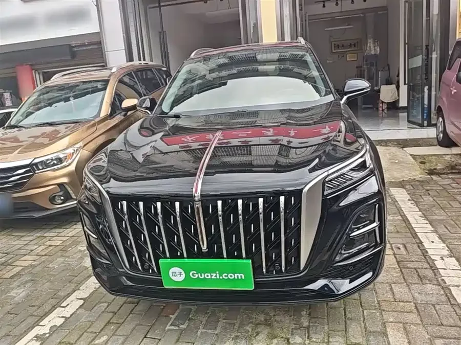 Hongqi HS5