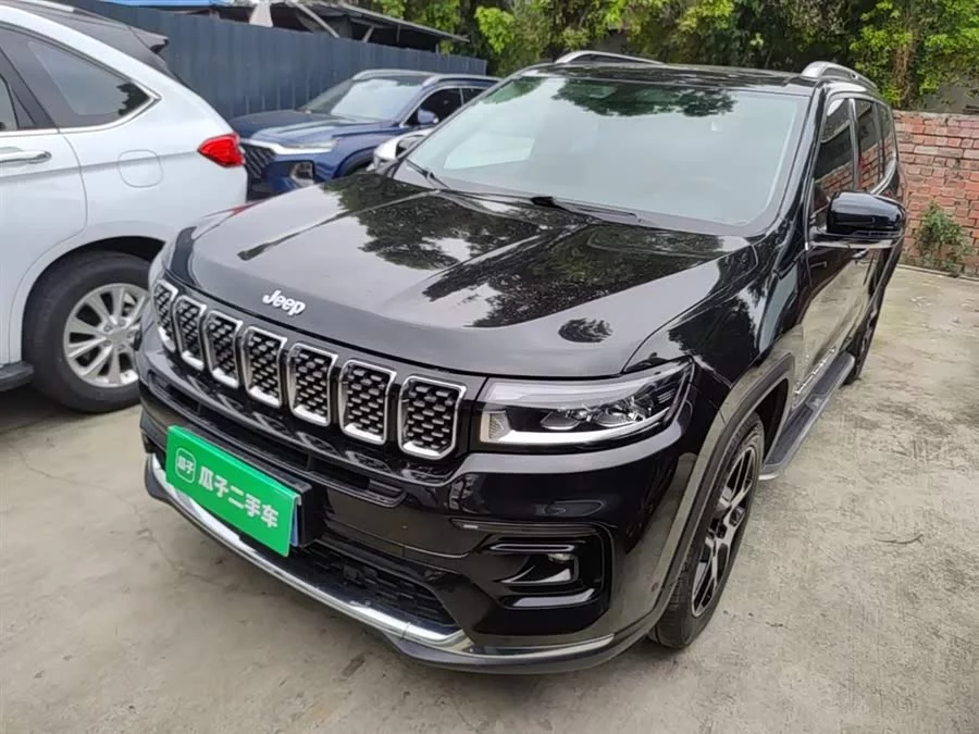 Jeep Commander