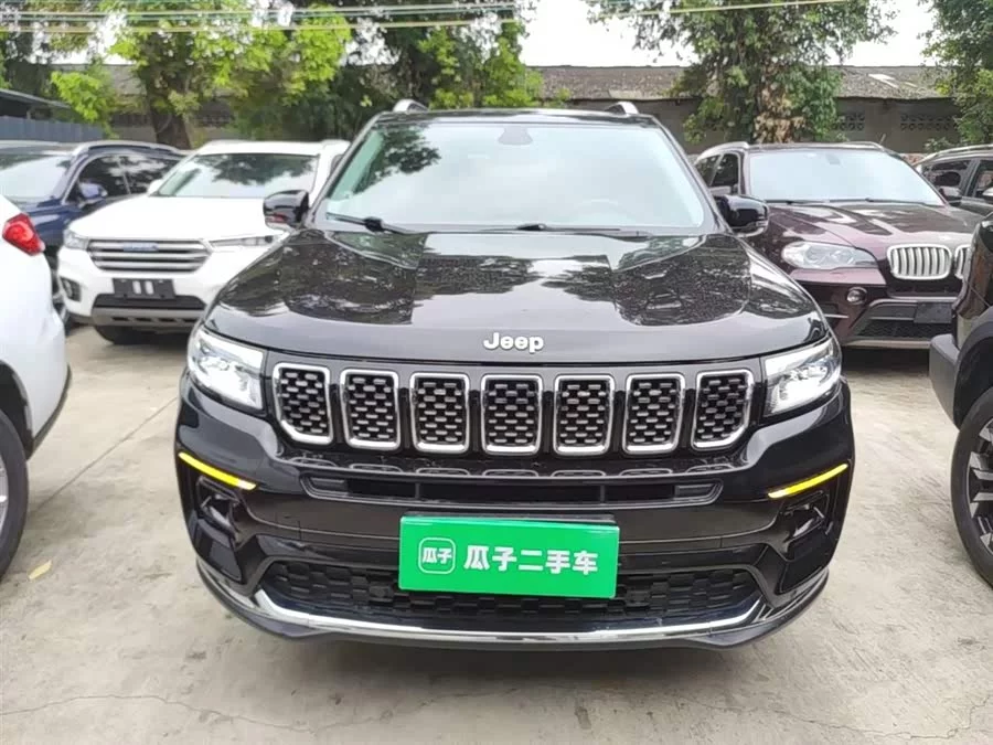 Jeep Commander