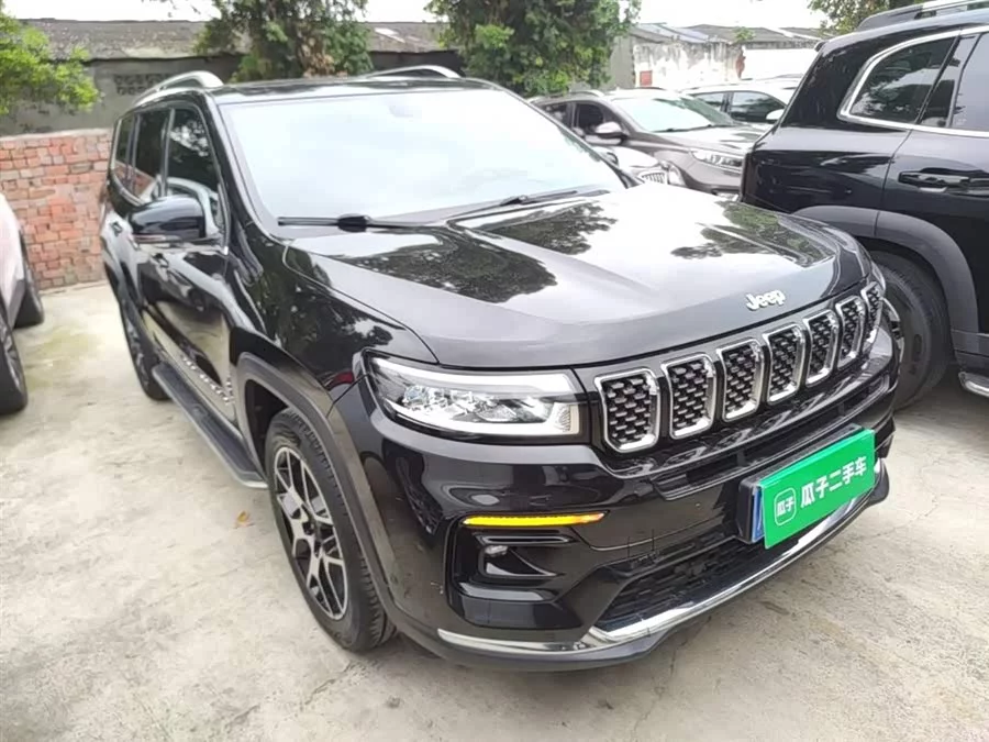 Jeep Commander