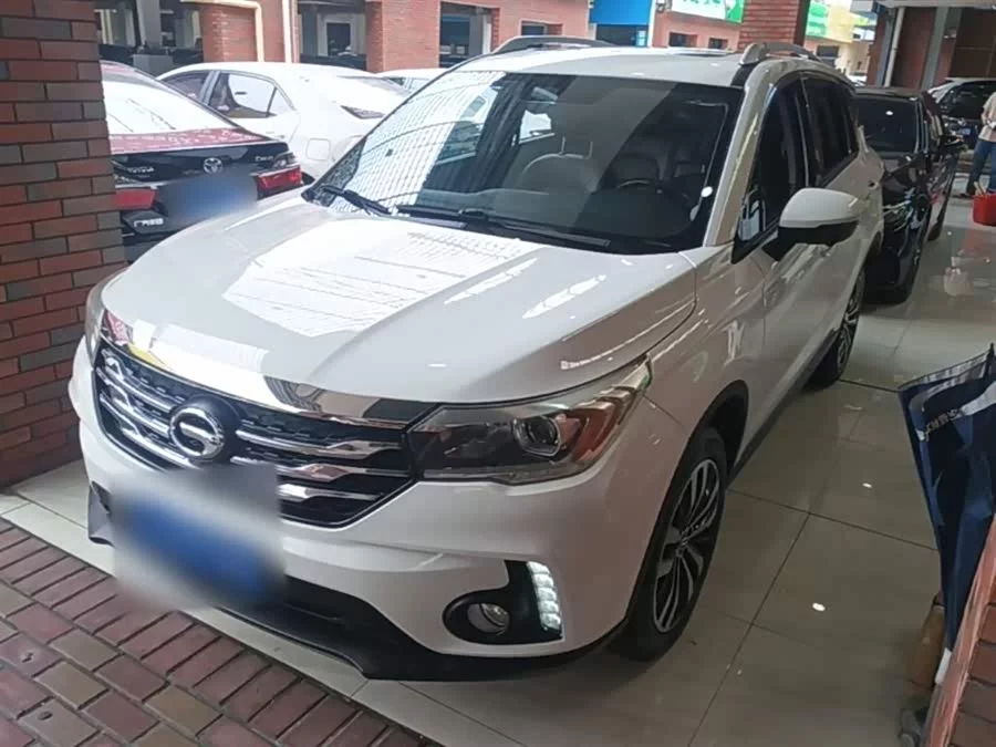GAC Trumpchi GS4