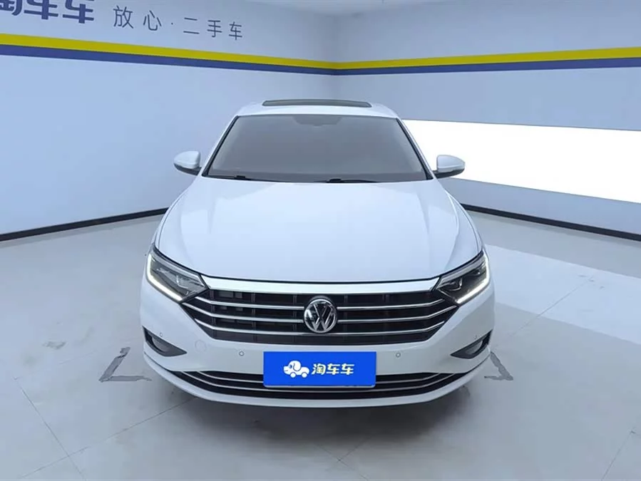 Volkswagen Sagitar