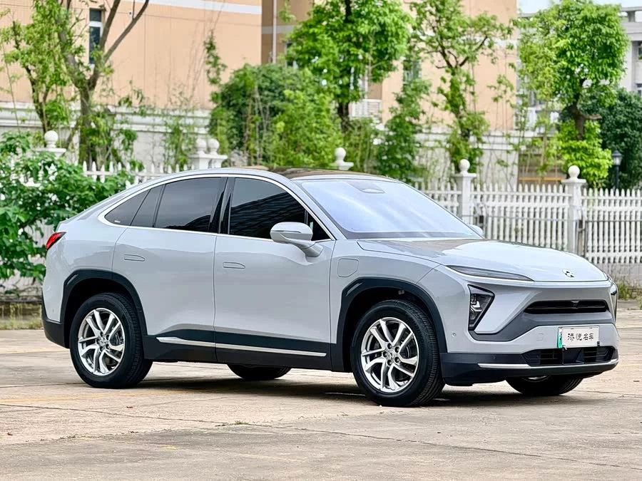 NIO EC6