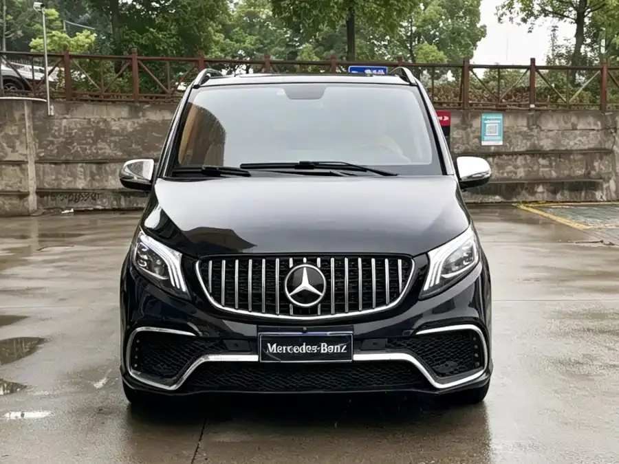 Mercedes Benz Vito