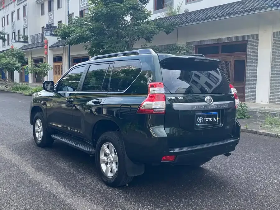 Toyota Prado