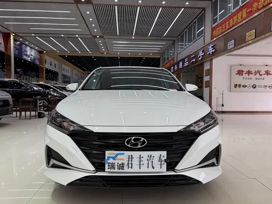 Hyundai Elantra / Celesta