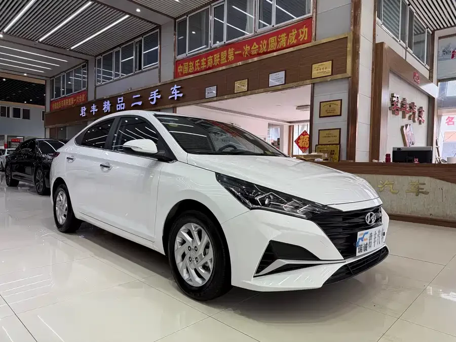 Hyundai Elantra / Celesta