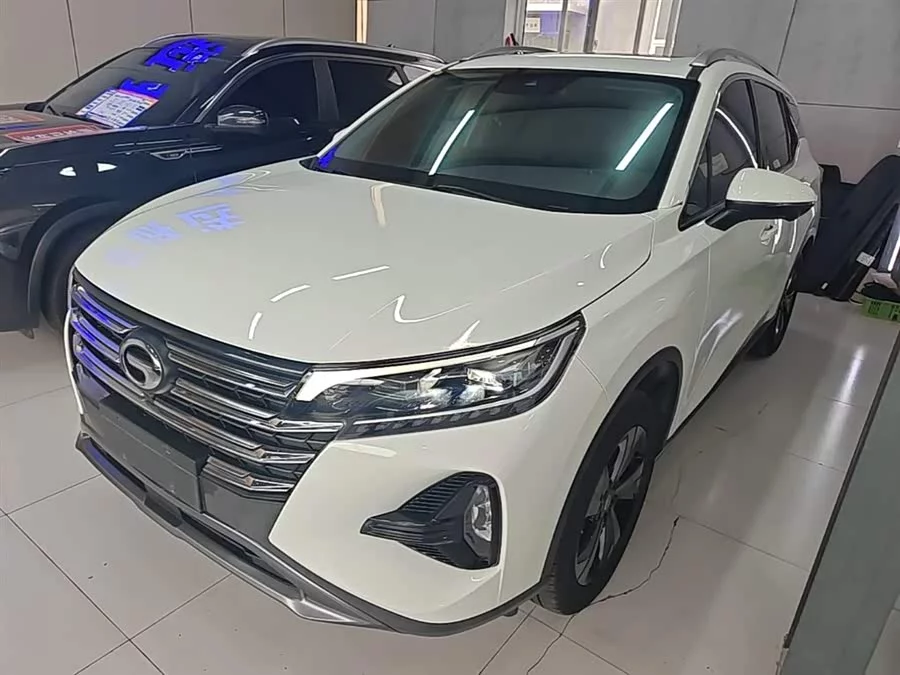 GAC Trumpchi GS4