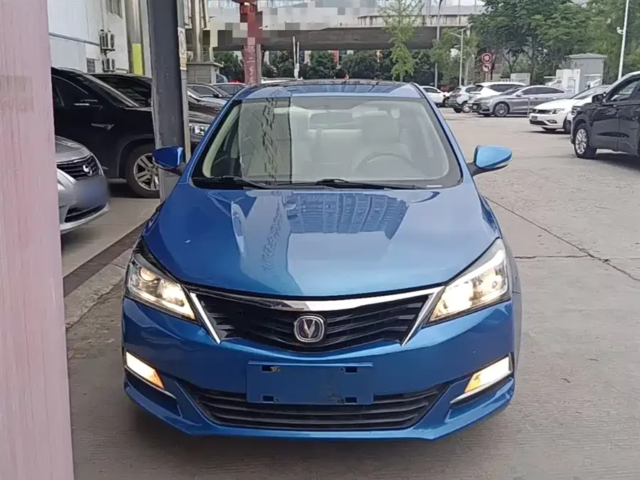 Changan Yuexiang V7