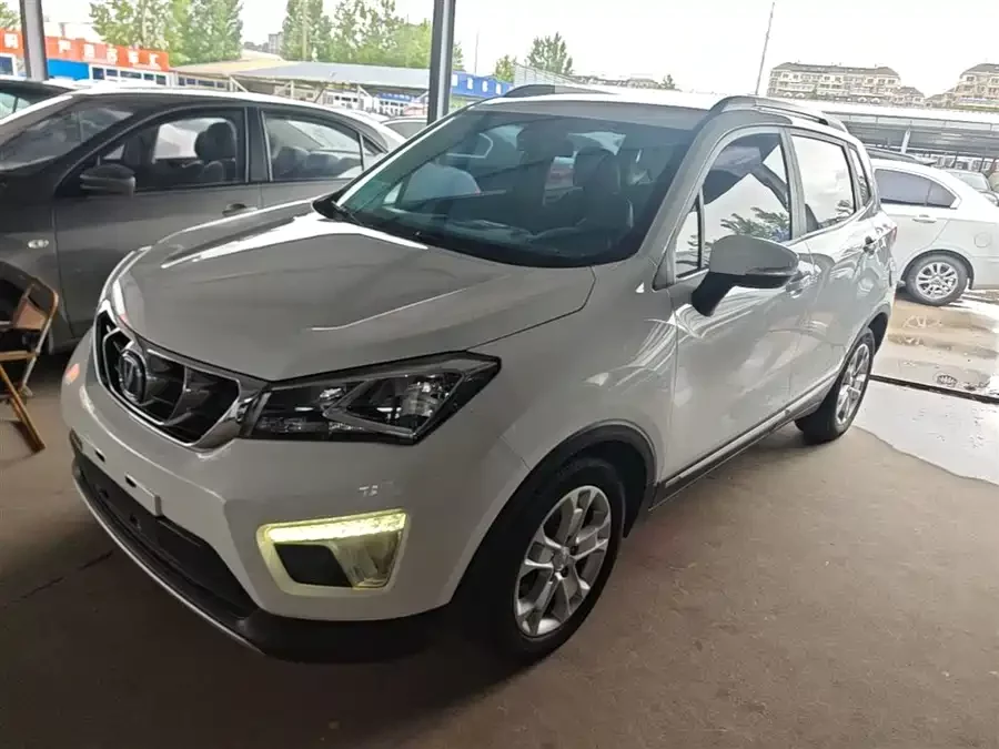 Changan CS15