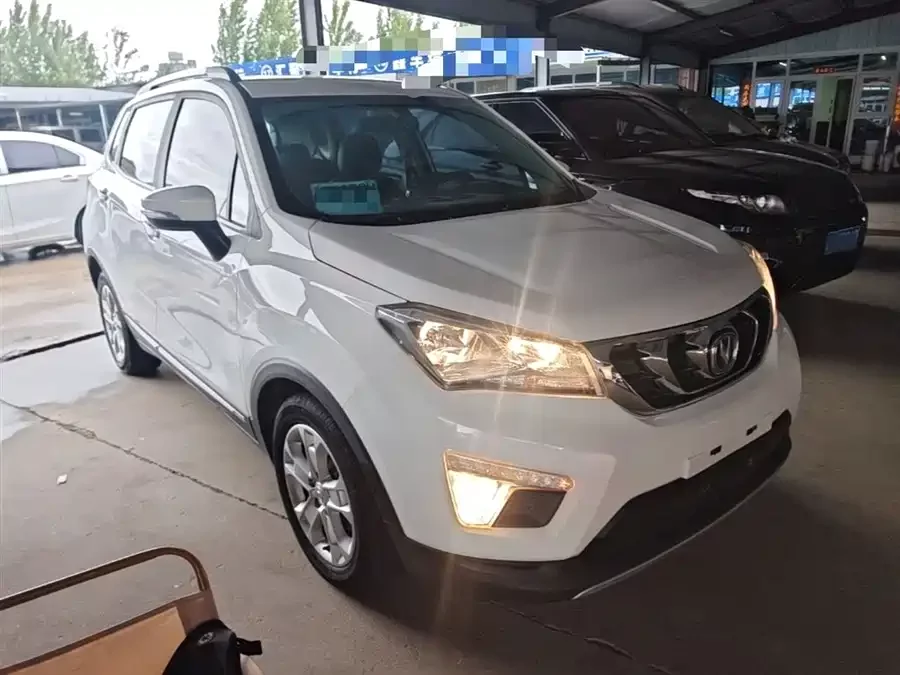 Changan CS15