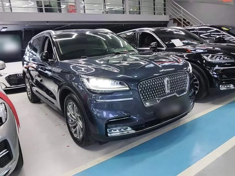 Lincoln Aviator