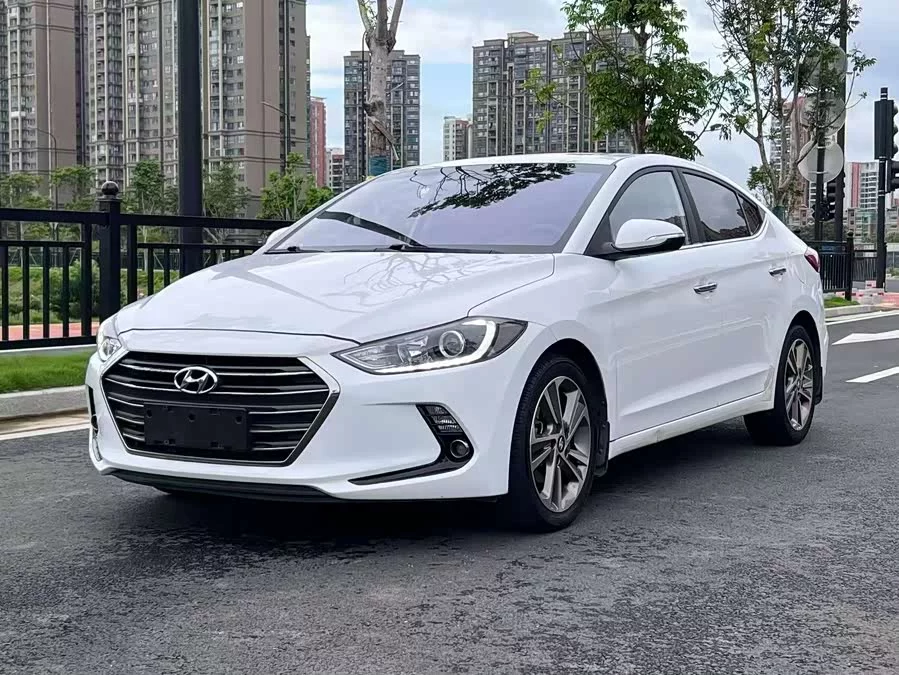 Hyundai elantra
