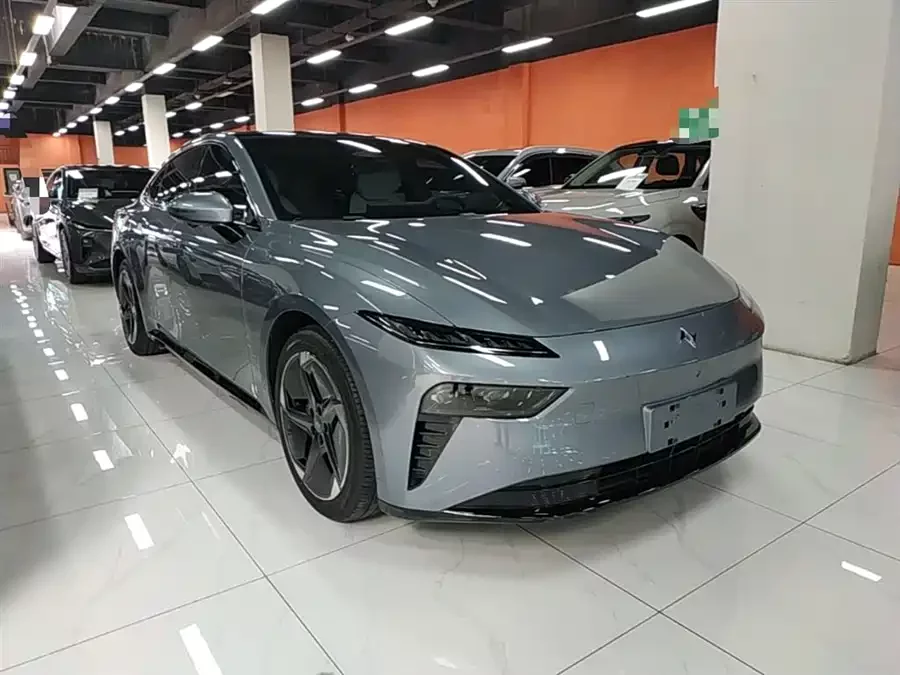 Dongfeng eπ007