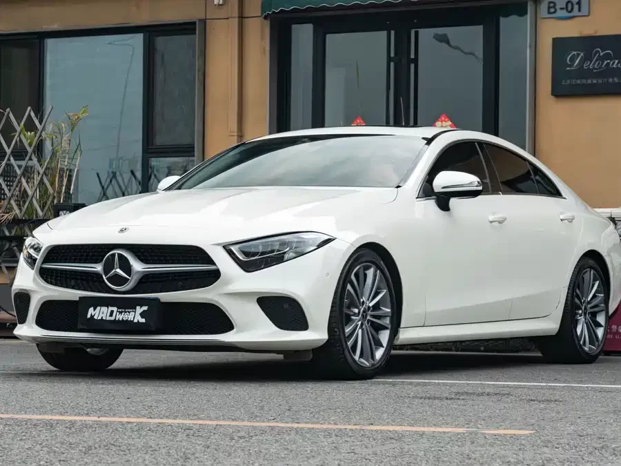 Mercedes Benz CLS