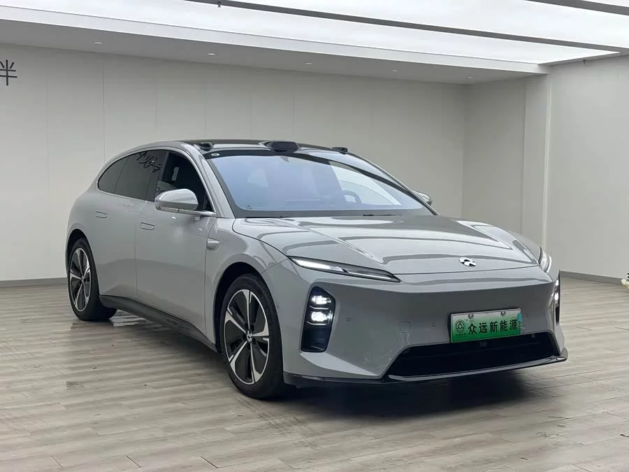 NIO ET5T