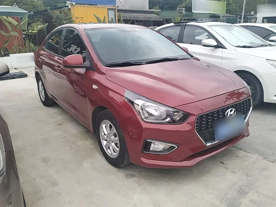 Hyundai Rena