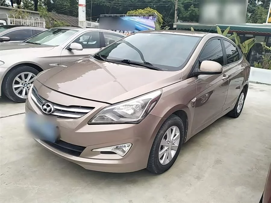 Hyundai Rena