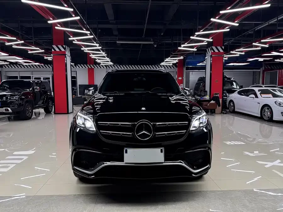 Mercedes Benz GLS
