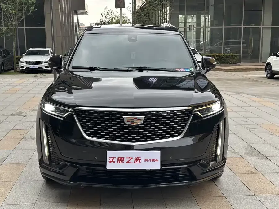 Cadillac XT6