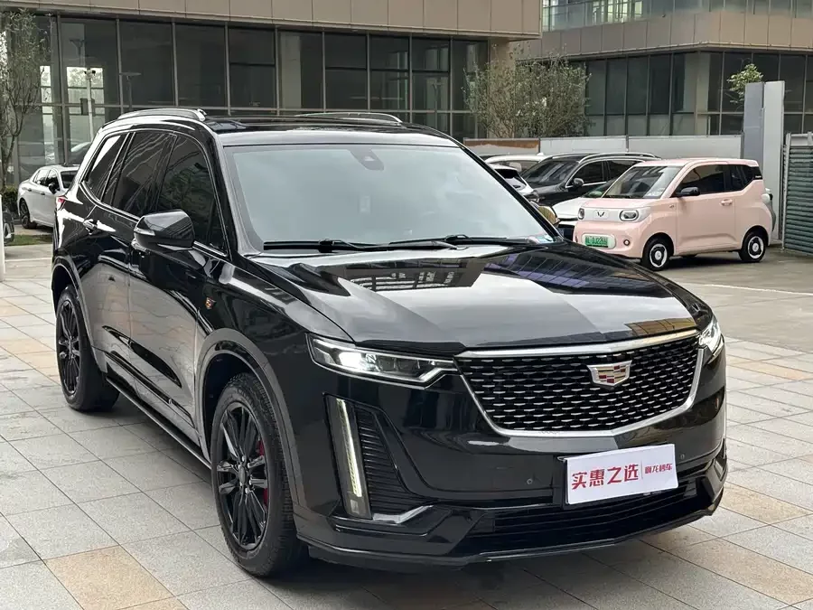 Cadillac XT6