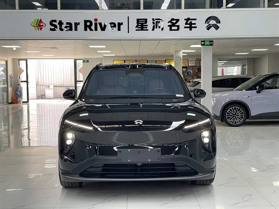 NIO ES6
