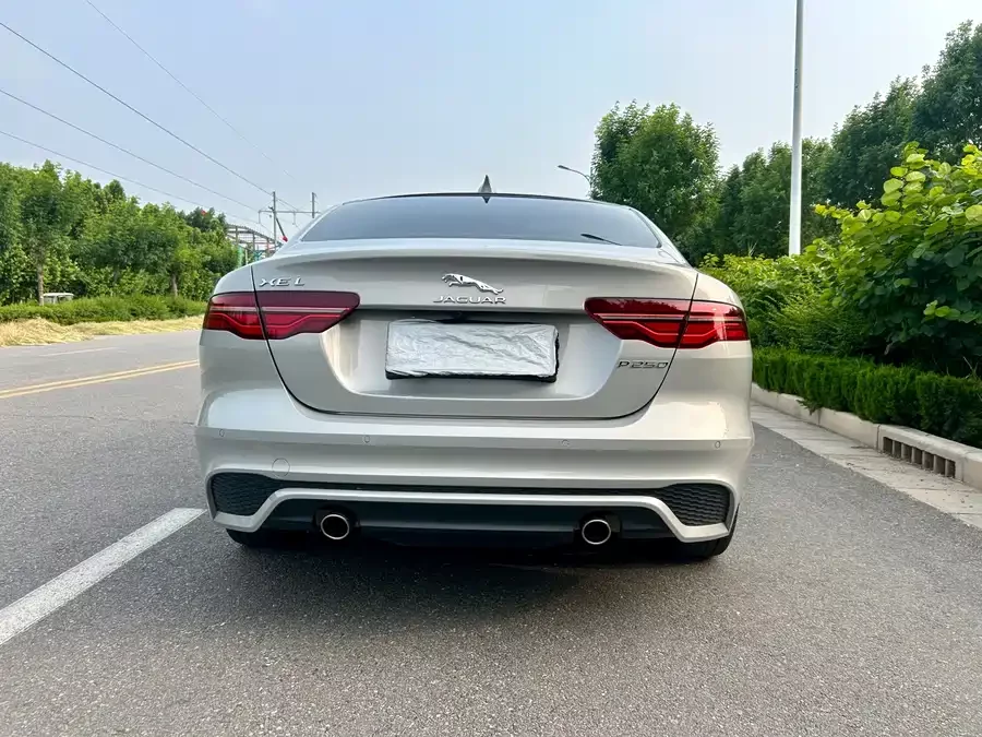 Jaguar XEL