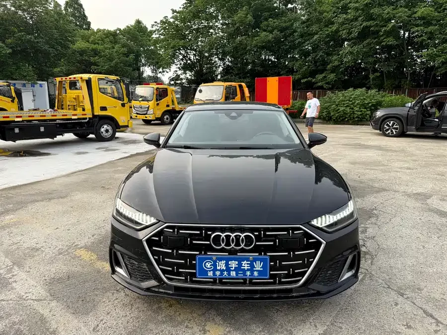 Audi A7L