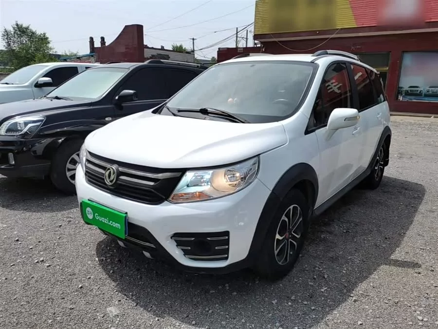 Dongfeng Jingyi X3