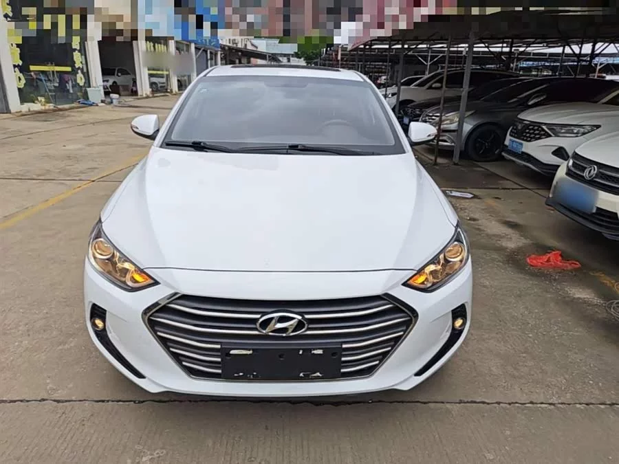 Hyundai elantra