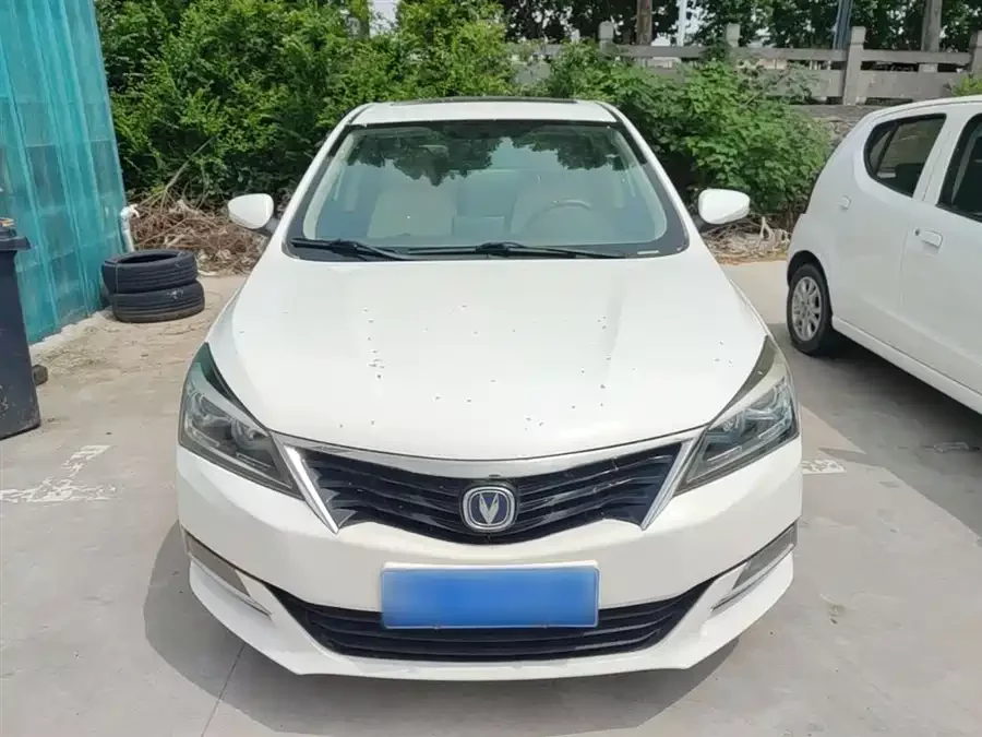 Changan Yuexiang V7