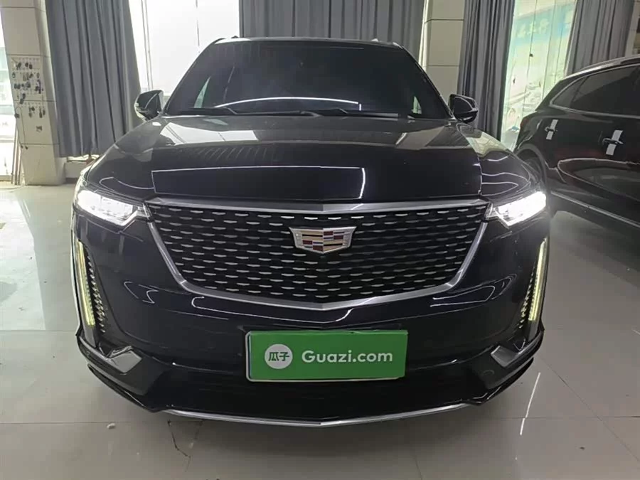 Cadillac XT6